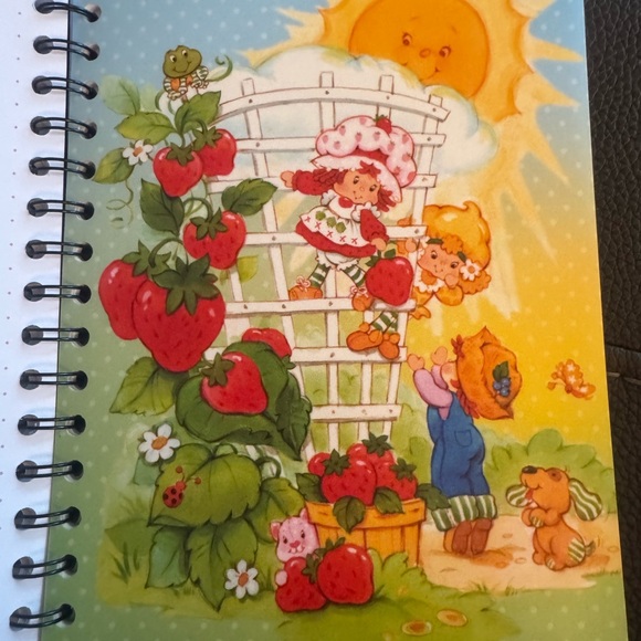 Notebook - Picture 4 of 8